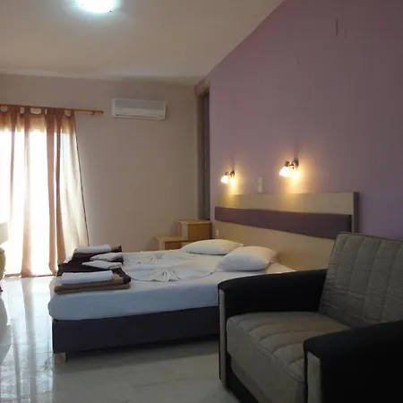 Albatros Studios & Apartments Plakias Room photo